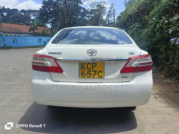 Toyota Premio 2011 White