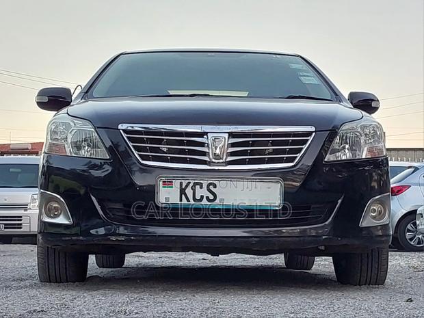 Toyota Premio 2011 Black