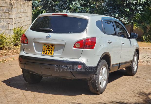 Nissan Dualis 2007 Gray