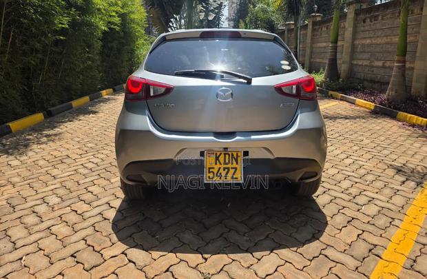 Mazda Demio 2016 Gray