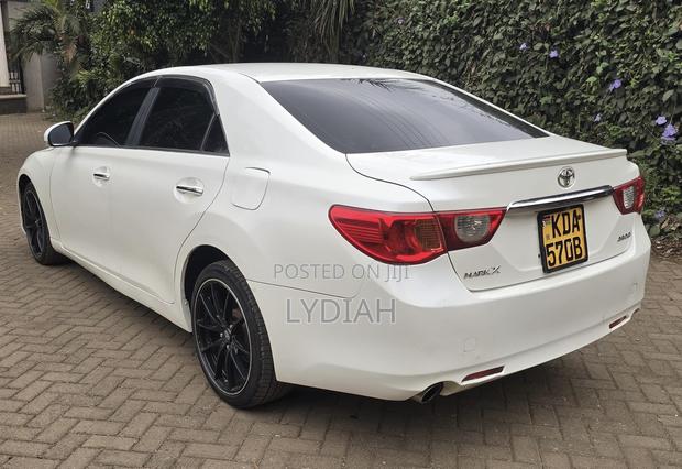 Toyota Mark X 2013 White