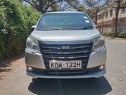Toyota Noah 2014 Silver for sale