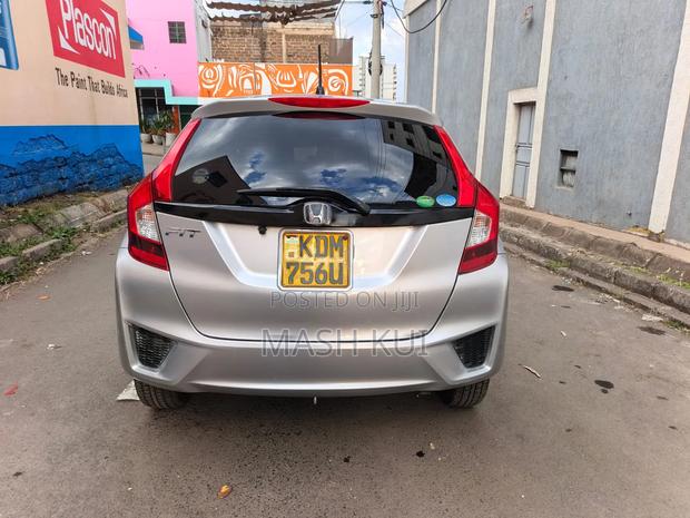 Honda Fit 2017 Silver