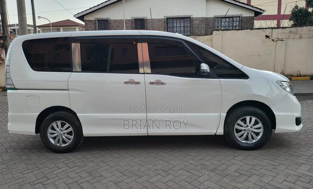 Nissan Serena 2016 White