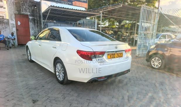 Toyota Mark X 2014 White