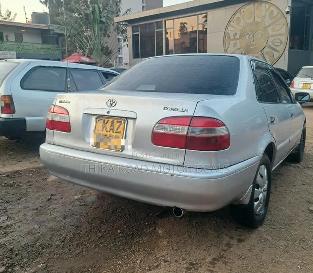 Toyota Corolla 2003
