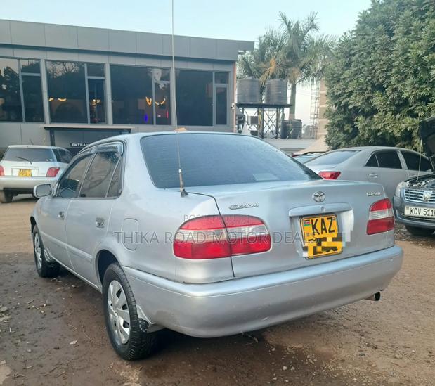 Toyota Corolla 2003