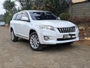 Toyota Vanguard 2010 White for sale