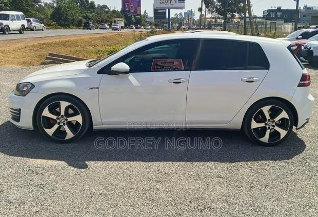 Volkswagen Golf GTI 2015 White