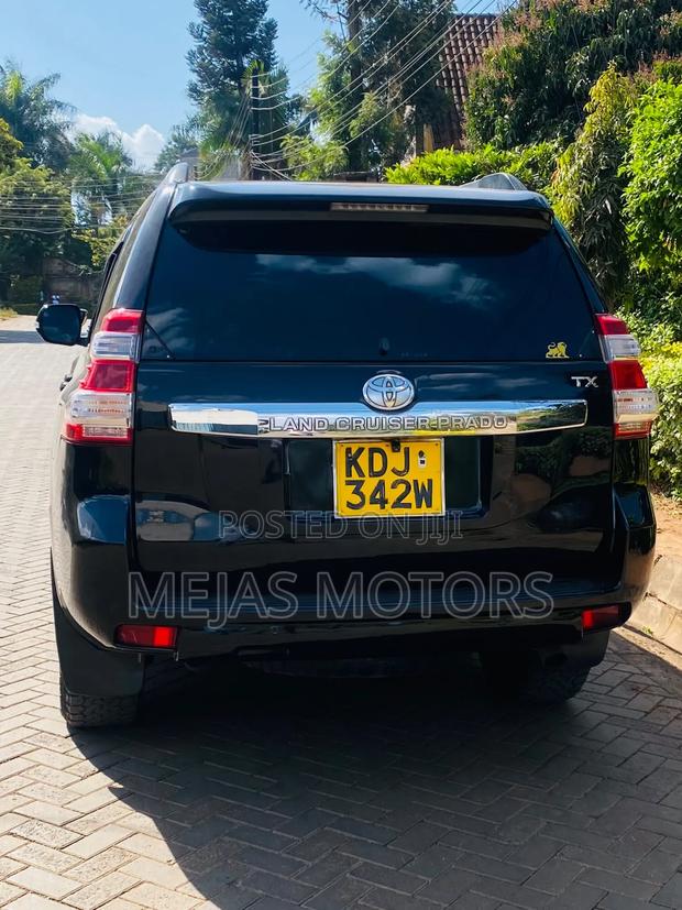 Toyota Land Cruiser Prado 2016 Black
