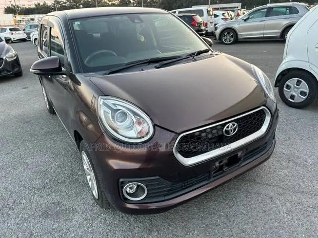 Toyota Passo 2019 Brown