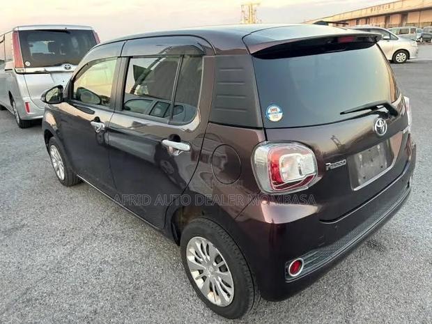 Toyota Passo 2019 Brown
