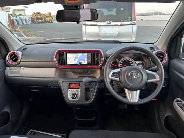 Toyota Passo 2019 Brown