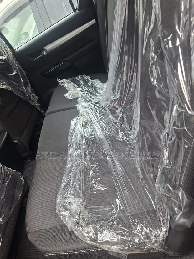 Toyota Hilux 2019 Gray