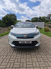 Toyota Harrier 2.0 Turbo 2018 White for sale