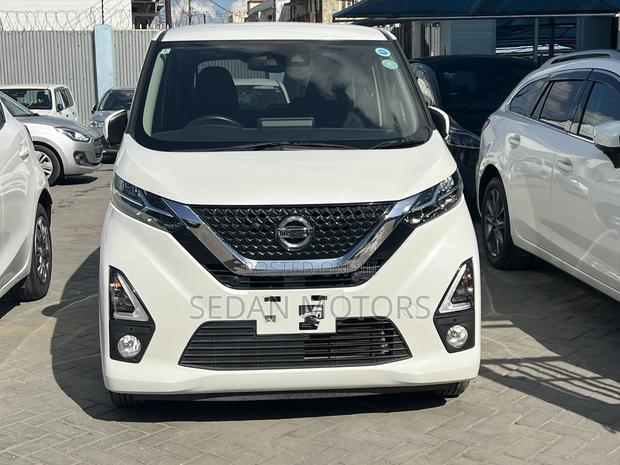Nissan Dayz 2020 Off white
