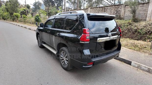Toyota Land Cruiser 2019 Black