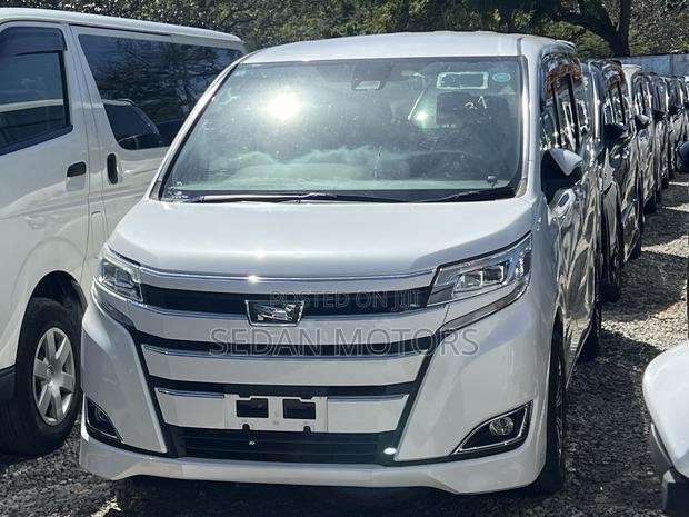 Toyota Noah 2019 White
