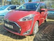 Toyota Sienta 2018 Red for sale