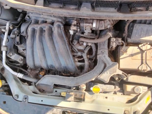 Nissan Note 2011 Silver