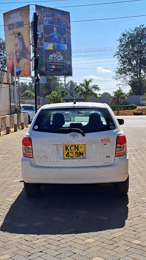 Toyota Corolla Fielder 2010 White