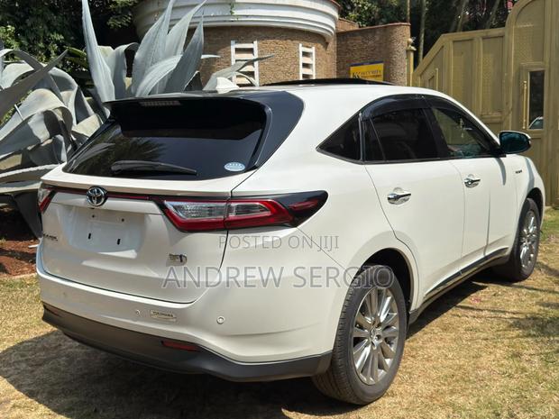 Toyota Harrier 2019 White