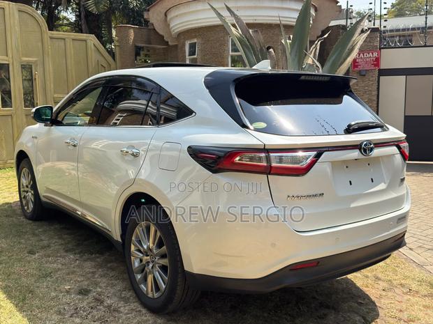 Toyota Harrier 2019 White