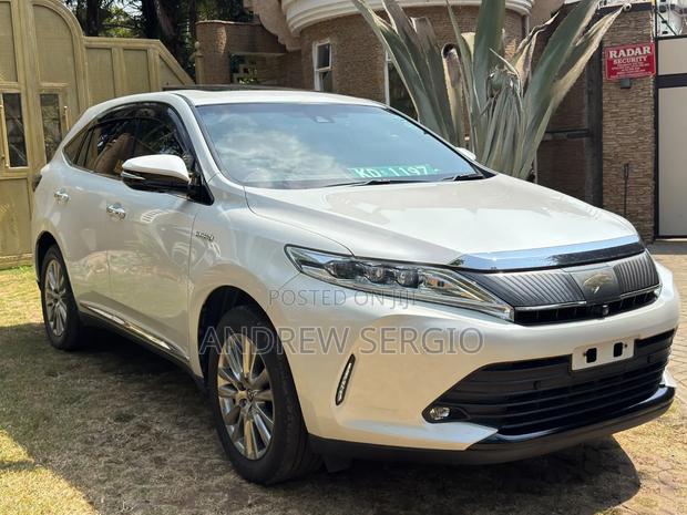 Toyota Harrier 2019 White