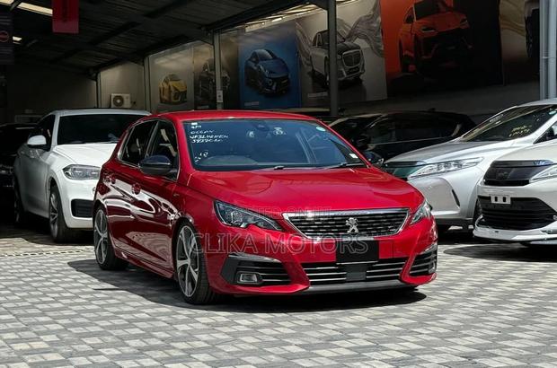 Peugeot 308 2018 Red