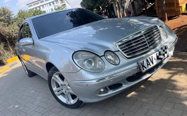 Mercedes-Benz E280 2005 Silver