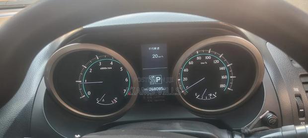 Toyota Land Cruiser Prado 2011 Silver