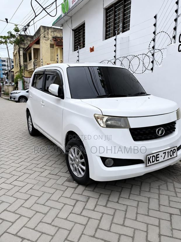 Toyota bB 2014 Pearl