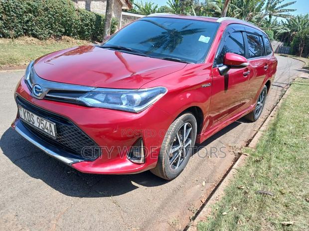 Toyota Corolla Fielder 2019 Red