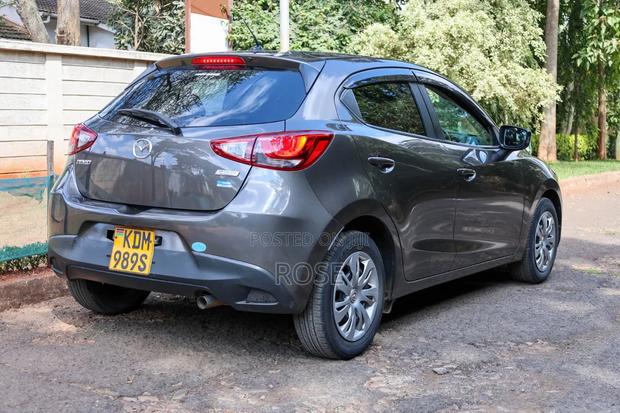 Mazda Demio 2016 Gray