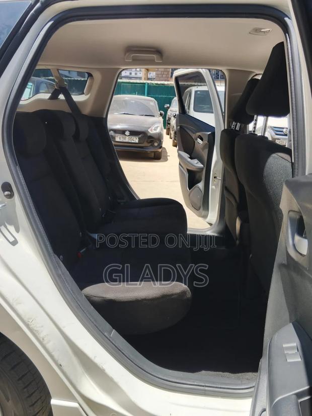 Honda Fit Shuttle 2019 White