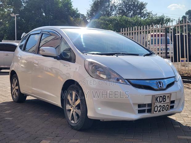 Honda Fit 2013 White