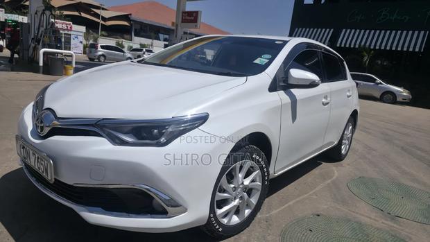 Toyota Auris 2017 White