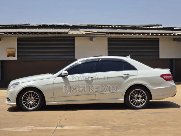 Mercedes-Benz E350 2011 White