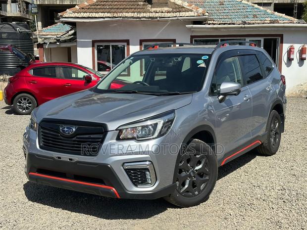 Subaru Forester 2018 Silver