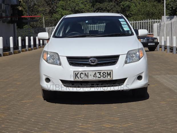 Toyota Corolla Fielder 2010 White