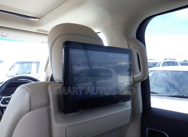 Toyota Land Cruiser LC300 2023