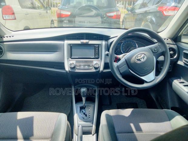 Toyota Corolla Fielder 2018 White