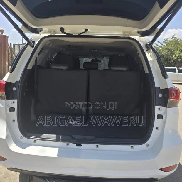 Toyota Fortuner 2019 White