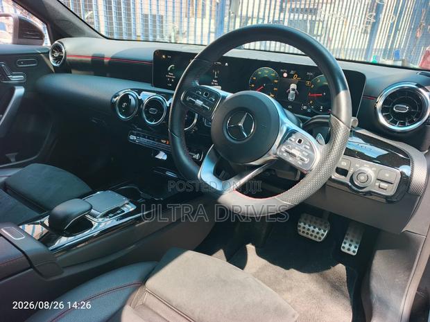 Mercedes-Benz A-Class 2019 Black