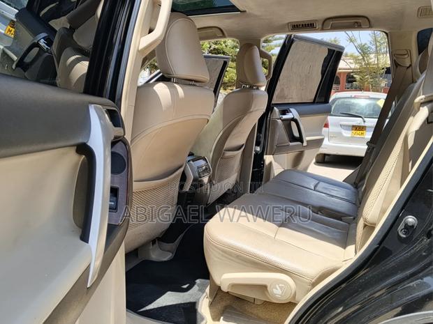 Toyota Land Cruiser Prado 2017 Black