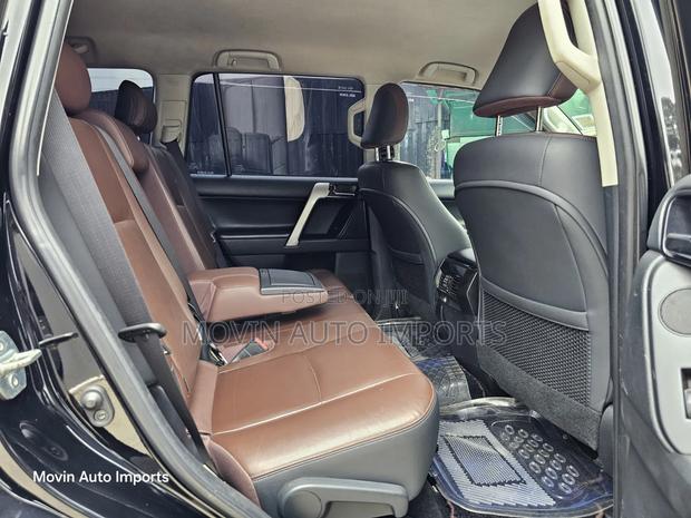 Toyota Land Cruiser Prado 2017 Black