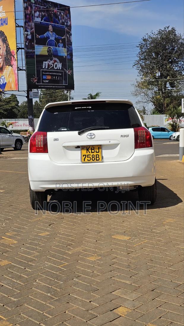 Toyota Corolla RunX 2003 White