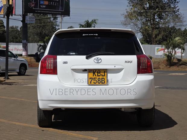 Toyota Corolla RunX 2003 White