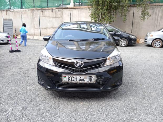 Toyota Vitz 2012 Black