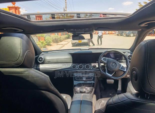 Mercedes-Benz E250 2016 Black